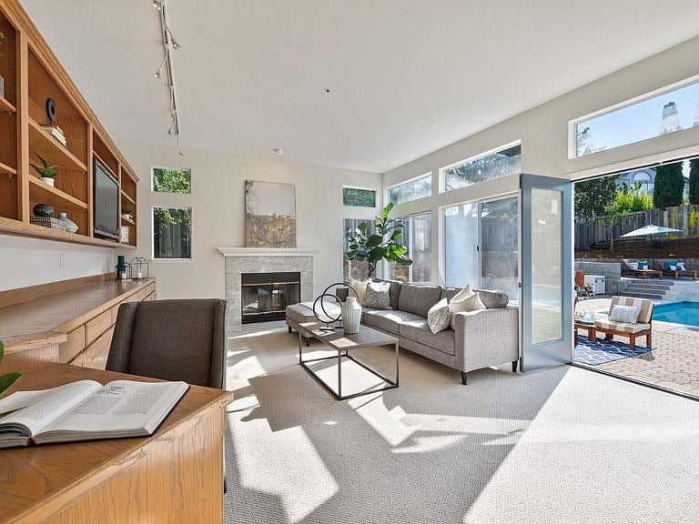 Staging-50 Lakewood Cir, San Mateo, CA 94402