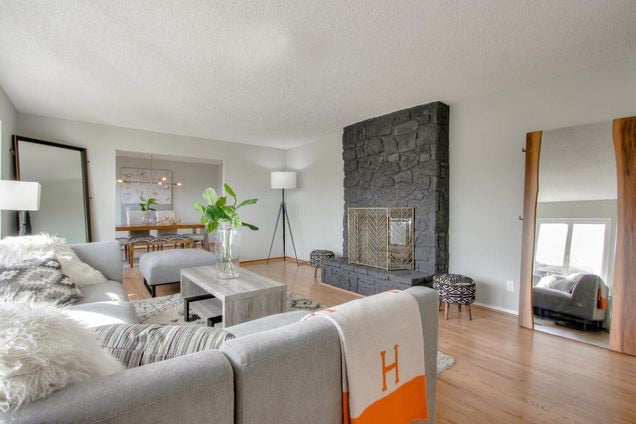 Staging- 3210 Melendy Dr, San Carlos