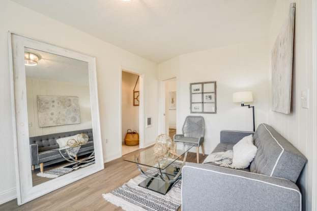 Staging-862 Kelmore
