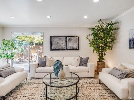 Staging-62 Parker. Atherton