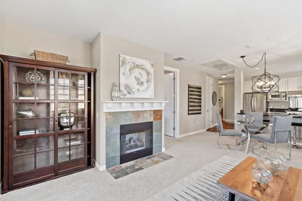 Staging-20 Madison #203